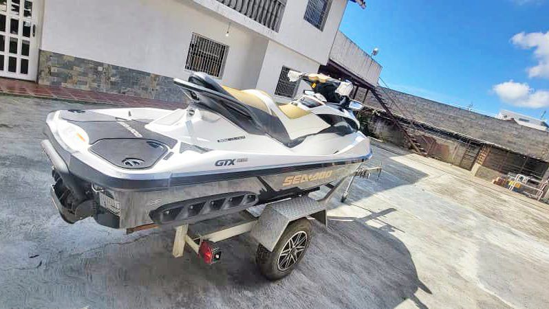 MOTO SEA DOO GTX 215 full