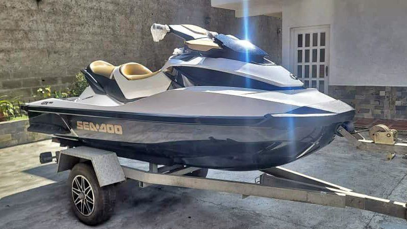 MOTO SEA DOO GTX 215 full