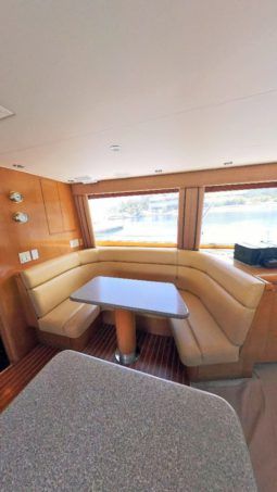 
										HATTERAS 60 full									