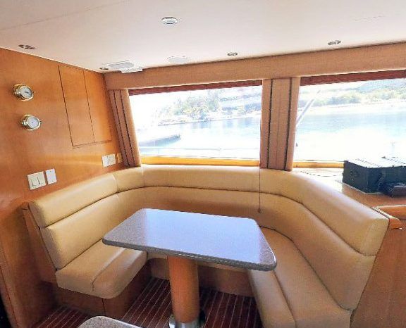 
								HATTERAS 60 full									