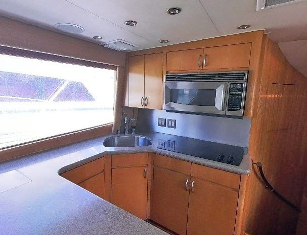 
								HATTERAS 60 full									