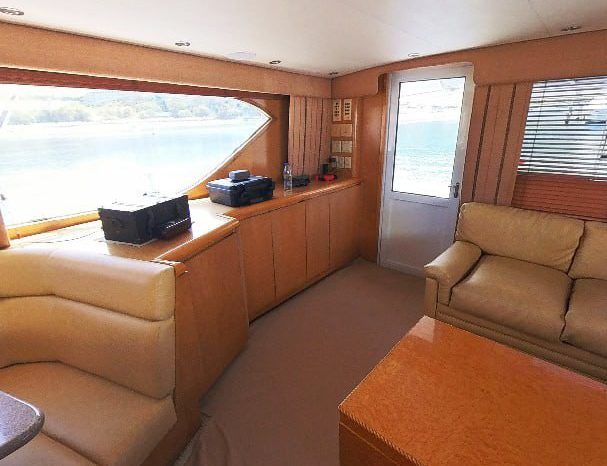 
								HATTERAS 60 full									