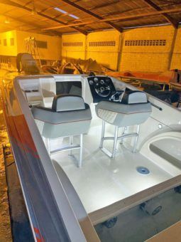 COMMANDER 28 full