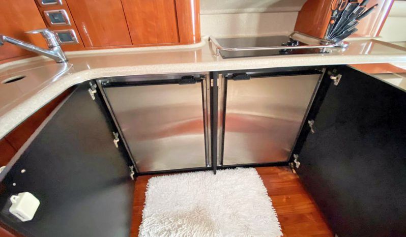 
								SEA RAY SEDAN BRIDGE 48 full									