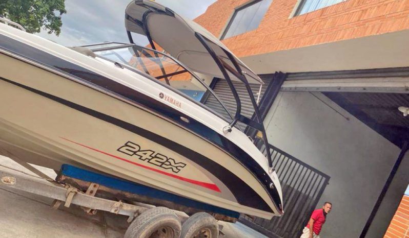 
								YAMAHA 242 LIMITED 24 full									