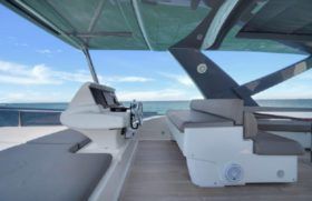 FERRETTI MOTOR YACHTS 700 70