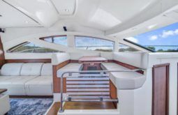 
										SEA RAY SEDAN BRIDGE 45 full									