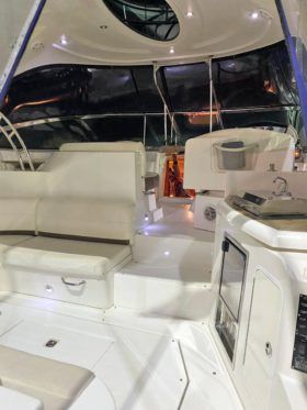 CRUISERS YACHTS EXPRESS 46
