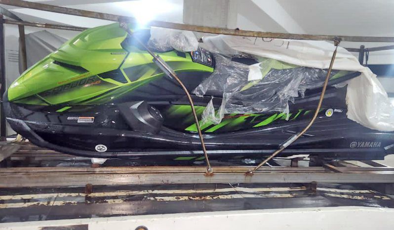 
								MOTO YAMAHA WAVE RUNNER GP1800R full									