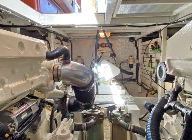 
								GRAND BANKS EUROPA 42 full									