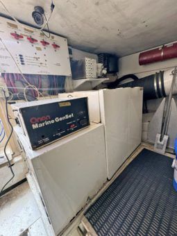 VIKING CONVERTIBLE 58 full