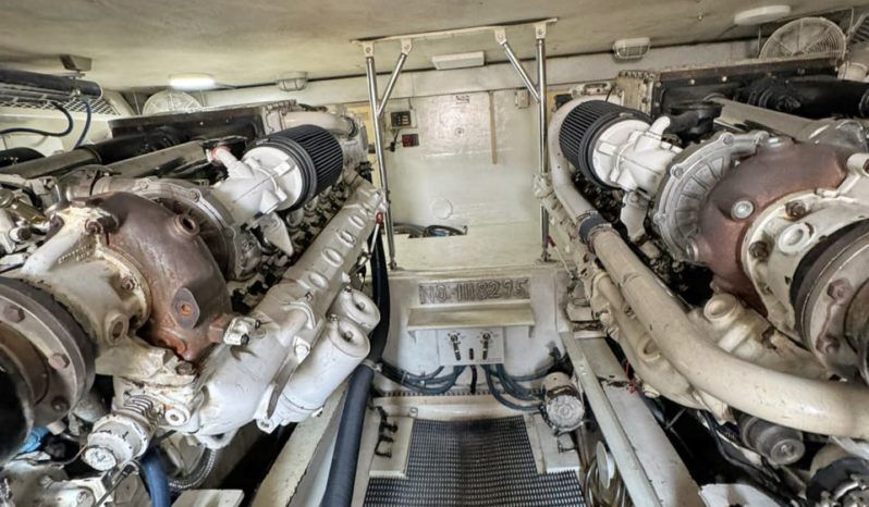 VIKING CONVERTIBLE 58 full