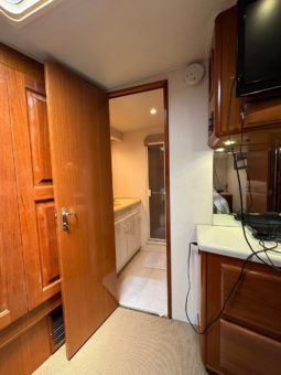 VIKING CONVERTIBLE 58 full