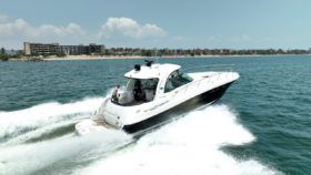 SEA RAY SUNDANCER 52