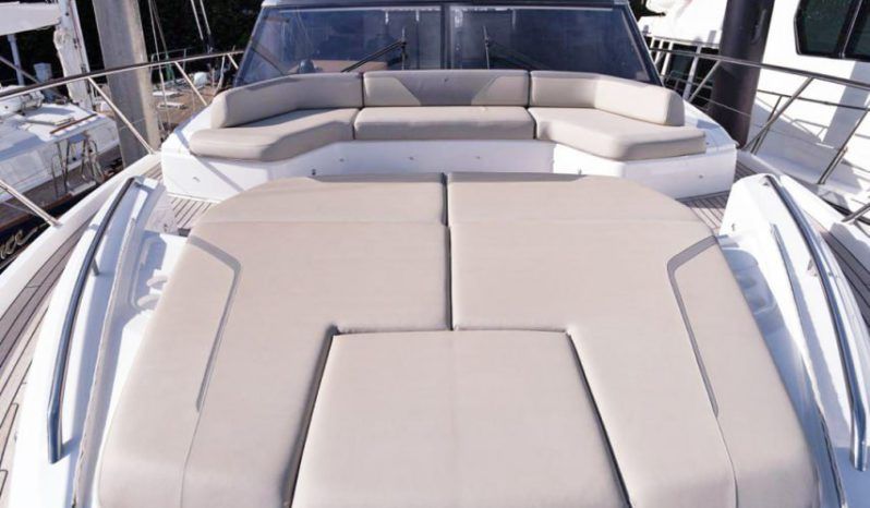 
								PRINCESS V 65 full									
