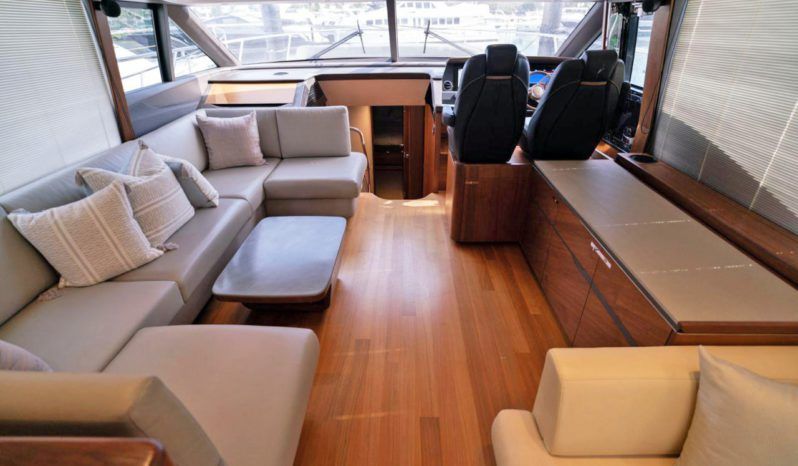 
								PRINCESS V 65 full									