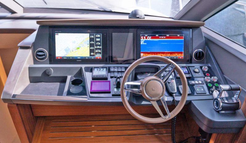 
								PRINCESS V 65 full									