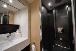 
										SUNSEEKER YACHT 75 full									