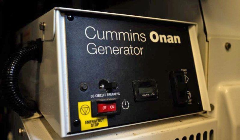 
								SUNSEEKER YACHT 75 full									