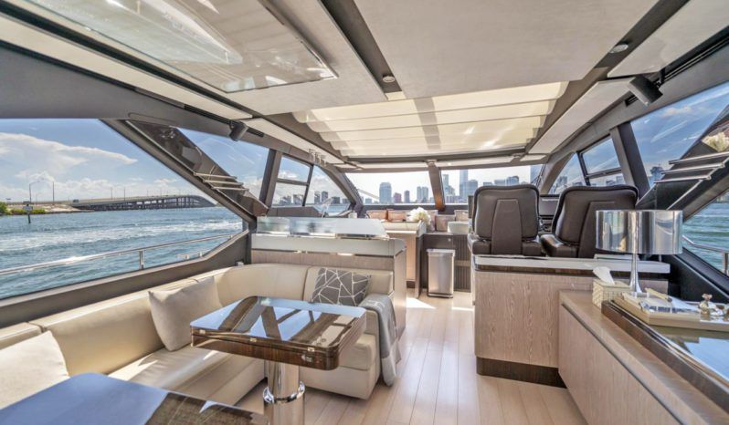
								AZIMUT S 70 full									
