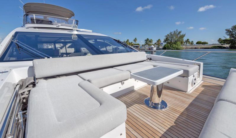 
								AZIMUT S 70 full									