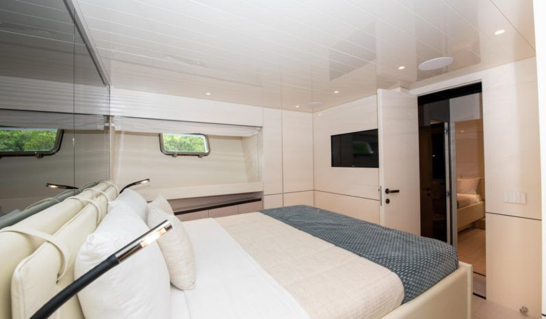 
								BLUEGAME BGX 70 full									