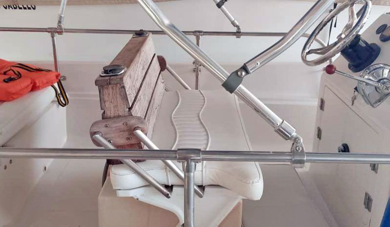 
								BOSTON WHALER MONTAUK 17.5 full									