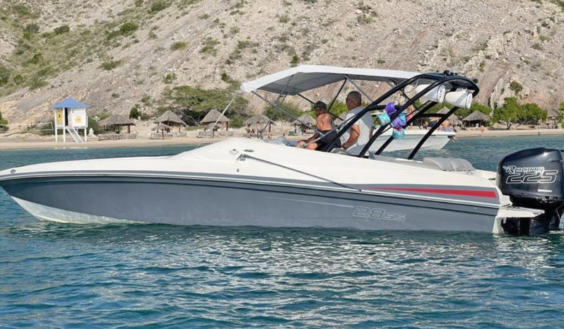
								COMMANDER 28 full									
