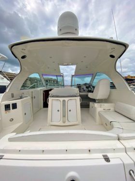 CRUISERS YACHTS SPORT COUPE 39