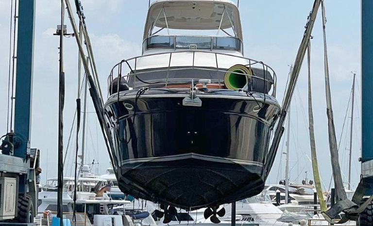 SEA RAY SEDAN BRIDGE 52 full