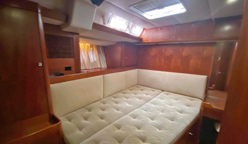 
								OYSTER DECK SALOON 80 full									