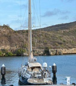 
										OYSTER DECK SALOON 80 full									