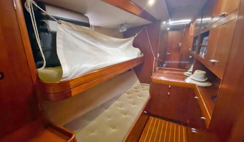 
								OYSTER DECK SALOON 80 full									