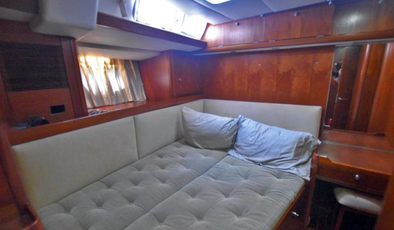 
								OYSTER DECK SALOON 80 full									