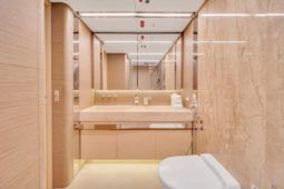 
										COLUMBUS YACHTS S HYBRID 40 full									