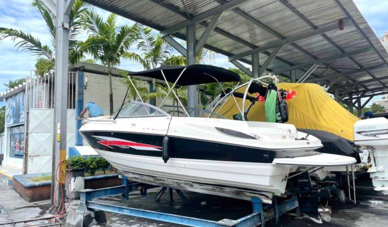 
								BAYLINER CUDDY 212 21 full									
