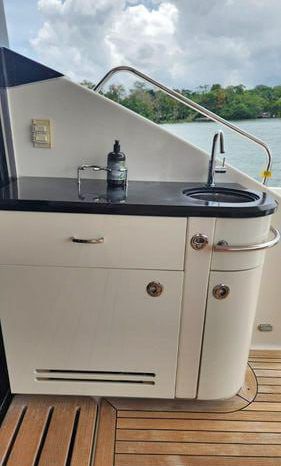 
								SEA RAY L650 FLY 65 full									