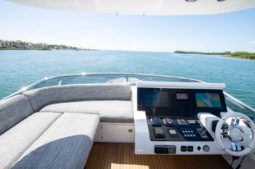 
										AZIMUT 66 full									