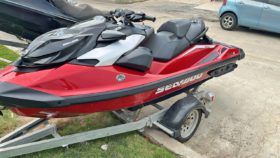 MOTO SEADOO RXP X