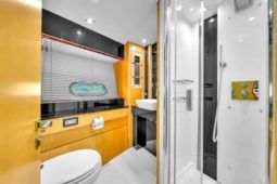 
										SUNSEEKER FLYBRIDGE 80 full									