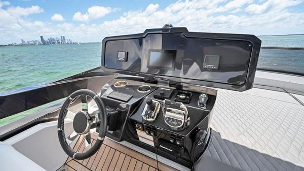 OKEAN 52 full
