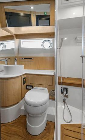 OKEAN 52 full