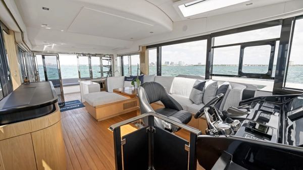 OKEAN 52 full