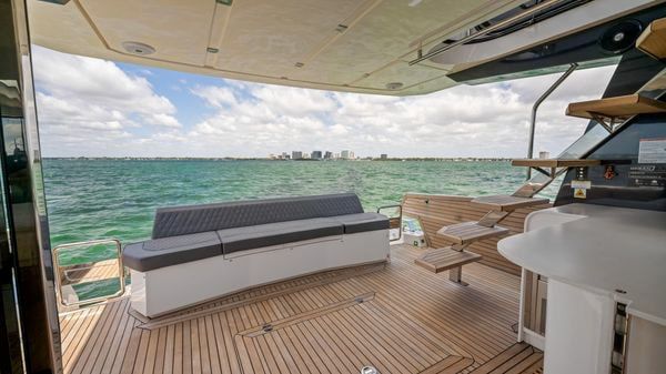 OKEAN 52 full