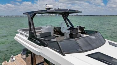 OKEAN 52 full