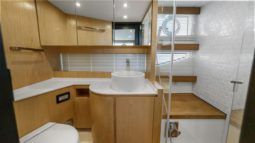 OKEAN 52 full