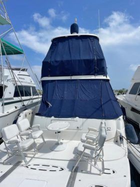 SEA RAY SEDAN BRIDGE 52