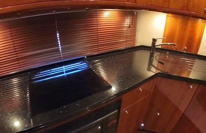 
								SUNSEEKER PREDATOR 62 full									