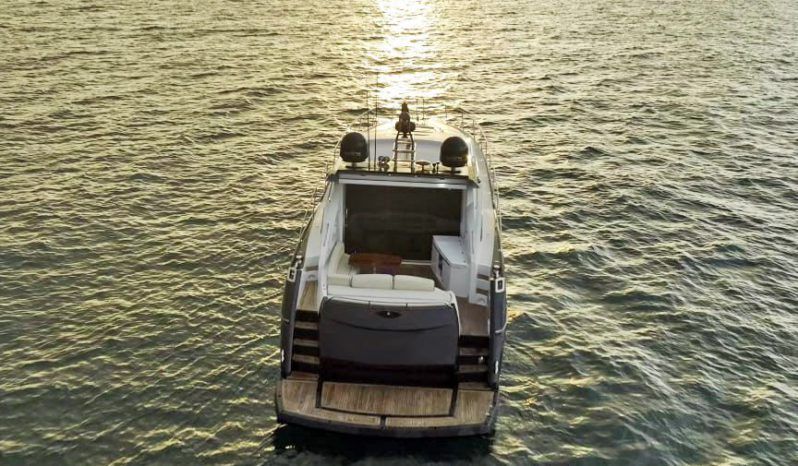 
								SUNSEEKER PREDATOR 62 full									