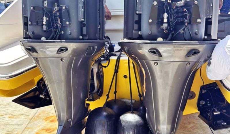 
								PAREJA MOTORES YAMAHA 350HP full									